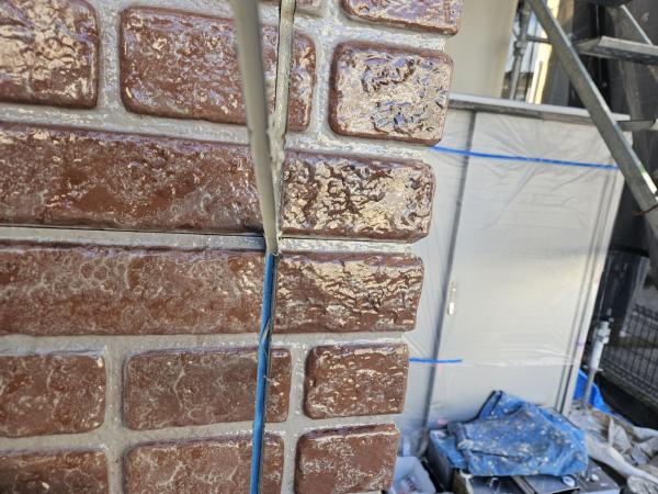 サイディング壁　外壁塗装　サイディングボード　セラコートアクア　UVプロテクトDFクリヤー　直貼り工法　通気工法　シーリング　コーキング　コロニアルNEO　屋根塗装　グランセラベスト