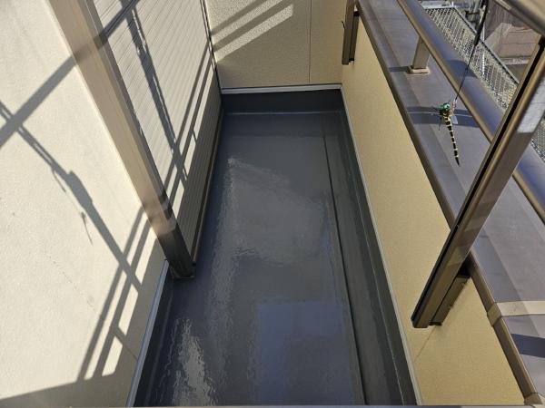 サイディング壁　外壁塗装　サイディングボード　セラコートアクア　UVプロテクトDFクリヤー　直貼り工法　通気工法　シーリング　コーキング　コロニアルNEO　屋根塗装　グランセラベスト　ベランダ防水工事　ウレアックス