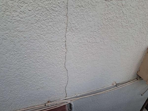 柏市シャイン　柏市外壁塗装　モルタル外壁　セラコートアクア　シーリング　コーキング 大工工事　Uカット