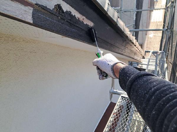 柏市シャイン　柏市外壁塗装　モルタル外壁　セラコートアクア　シーリング　コーキング 大工工事　Uカット