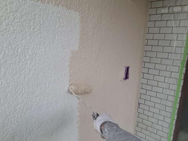 柏市シャイン　柏市外壁塗装　モルタル外壁　セラコートアクア　シーリング　コーキング 大工工事　Uカット