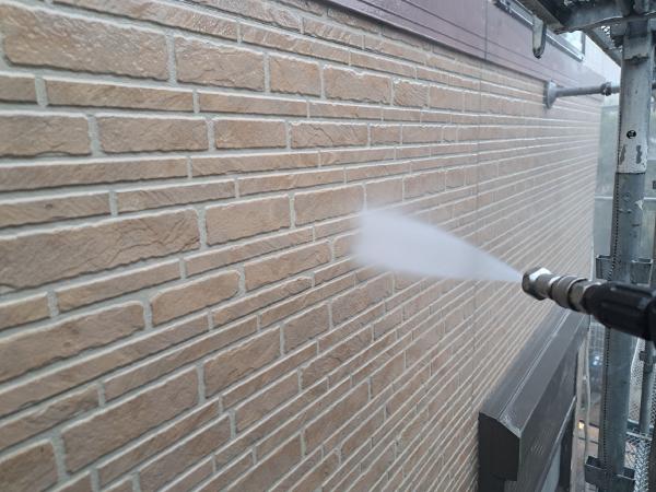 柏市外壁屋根塗装のシャイン　施工事例　サイディング壁　外壁　ディプロマットスター　　コロニアルNEO　屋根リフォーム