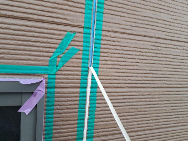 柏市外壁屋根塗装のシャイン　施工事例　サイディング壁　外壁　ディプロマットスター　　コロニアルNEO　屋根リフォーム　シーリング　コーキング