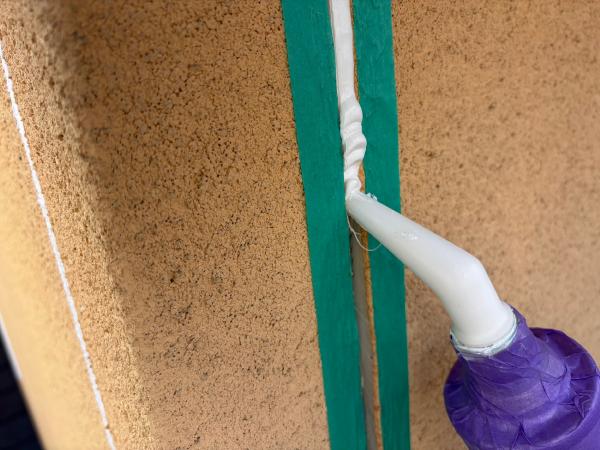 サイディング壁　外壁塗装　サイディングボード　セラコートアクア　UVプロテクトDFクリヤー　直貼り工法　通気工法　シーリング　コーキング　コロニアルNEO　屋根塗装　グランセラベスト