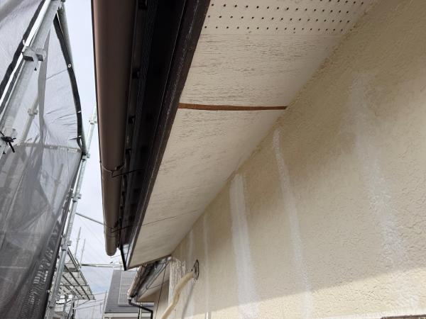 柏市シャイン　柏市外壁塗装　モルタル外壁　セラコートアクア　シーリング　コーキング 大工工事　Uカット