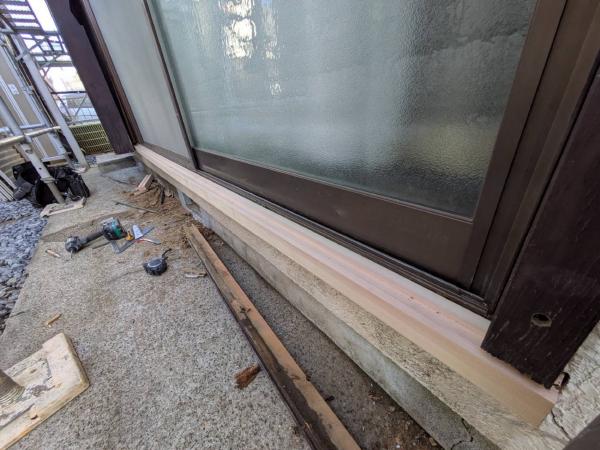 柏市シャイン　柏市外壁塗装　モルタル外壁　セラコートアクア　シーリング　コーキング 大工工事　Uカット