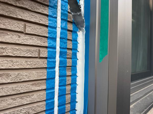 流山市 窯業系サイディング壁 外壁塗装 屋根平板瓦のメンテナンスパーフェクトトップ塗装　平板瓦の屋根　シーリング補修