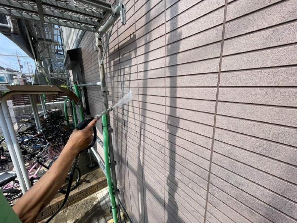 柏市 外壁屋根塗装工事のシャイン　アパートの外壁塗装と屋根カバー工事　高圧洗浄