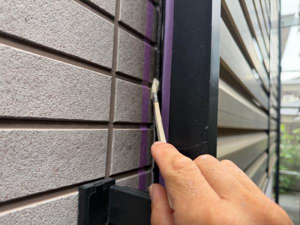 柏市 外壁屋根塗装工事のシャイン　アパートの外壁塗装と屋根カバー工事　シーリング