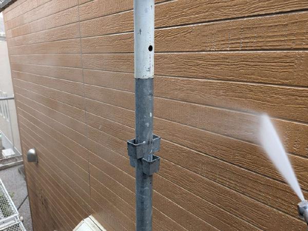柏市　外壁屋根塗装工事のシャイン　日本ペイントの高耐久塗料ダイヤモンドコートと無機塗料のグランセラベスト　高圧洗浄