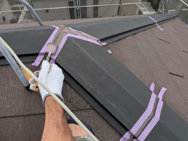 柏市　外壁屋根塗装工事のシャイン　日本ペイントの高耐久塗料ダイヤモンドコートと無機塗料のグランセラベスト　棟板金補修