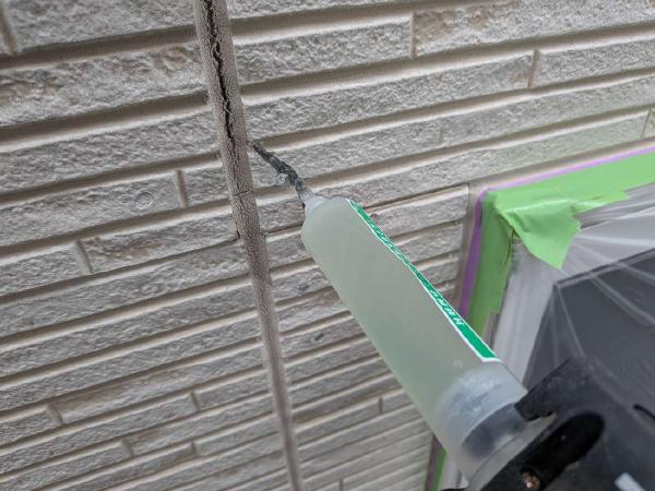 柏市　外壁屋根塗装工事のシャイン　日本ペイントの高耐久塗料ダイヤモンドコートと無機塗料のグランセラベスト　外壁補修