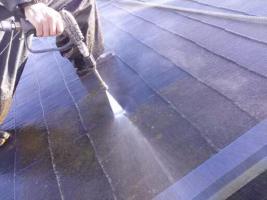 屋根の高圧洗浄2