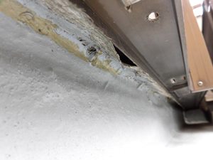 我孫子市T様邸のベランダ雨漏り補修前の確認写真