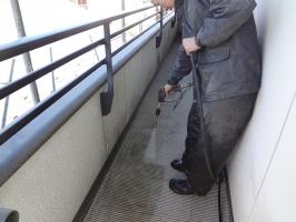 千葉県柏市O様邸の外壁塗装と屋根塗装工程：高圧洗浄