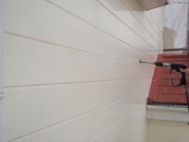 千葉県柏市K様邸の外壁塗装と屋根塗装工程：高圧洗浄