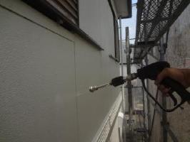 茨城県取手市O様邸の外壁塗装と屋根塗装工程：高圧洗浄