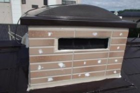 千葉県成田市M様邸の外壁塗装と屋根塗装工程：通気口の修復(ダクト設置)