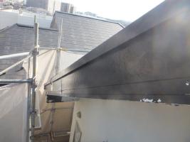 千葉県船橋市U様邸の外壁塗装と屋根塗装工程：破風板の劣化