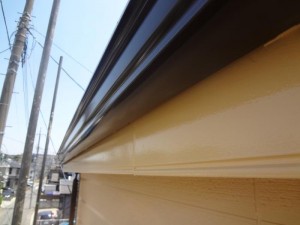 千葉県松戸市　S様邸　外壁塗装と屋根塗装の破風板の施工後写真