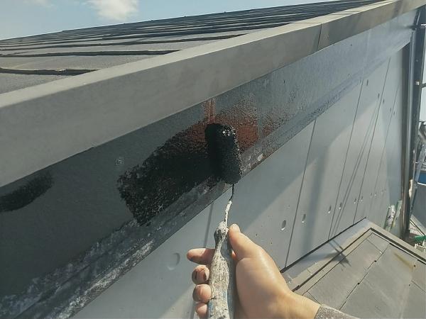 外壁屋根塗装工事のシャイン施工事例付帯部の塗装破風板補修