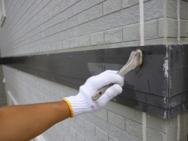 茨城県守谷市I様邸の外壁塗装と屋根塗装工程：強化性浸透シーラー
