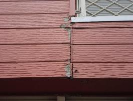 千葉県印西市H様邸の外壁塗装と屋根塗装工程：ベランダ内壁の交換