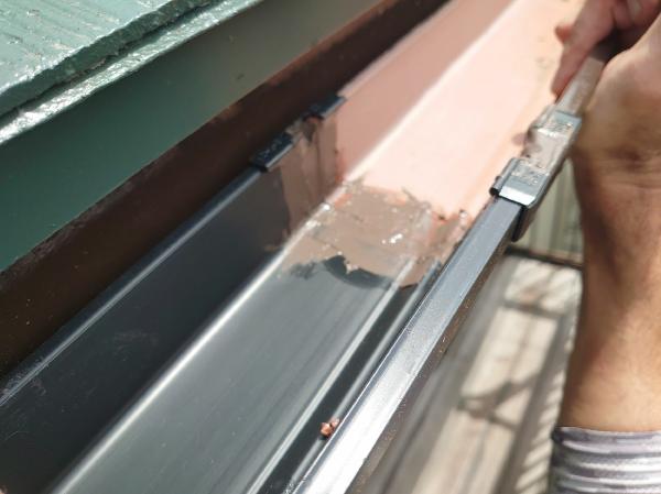 柏市外壁屋根塗装工事のシャイン施工事例付帯補修　雨樋