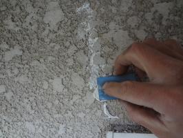 千葉県柏市N様邸の外壁塗装と屋根塗装工程：ヒビ割れや釘頭の処理
