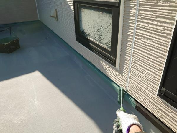 柏市外壁屋根塗装工事のシャイン施工事例付帯塗装水切り