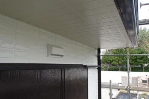 成田市の外壁塗装と屋根塗装の軒天施工後