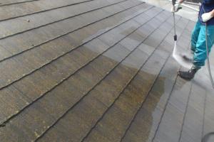 千葉県成田市M様邸の外壁塗装と屋根塗装工程：高圧洗浄