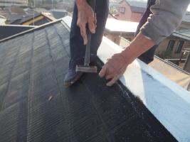 千葉県船橋市の屋根塗装工程の板金部の下地木材交換