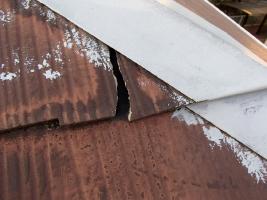 茨城県取手市M様邸の外壁塗装と屋根塗装工程：クラック補修