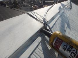 千葉県船橋市の屋根塗装工程の釘頭のコーキング