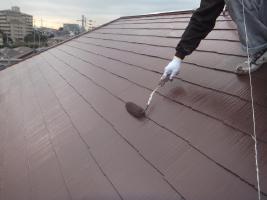 千葉県船橋市の屋根塗装工程の上塗り２回目（サーモアイSi）