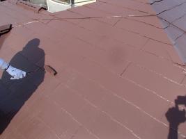 茨城県取手市M様邸の外壁塗装と屋根塗装工程：上塗り２回目（サーモアイSi）