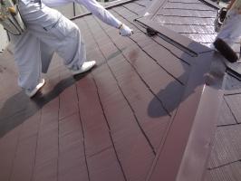 千葉県松戸市S様邸の外壁塗装と屋根塗装工程：上塗り2回目（サーモアイSi）