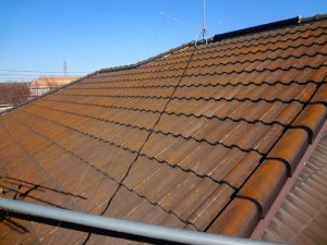 龍ヶ崎市の外壁塗装と屋根塗装の屋根の施工前写真