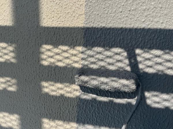 白井市　サニーカラー　大規模修繕工事　屋上防水　外壁塗装　中塗り