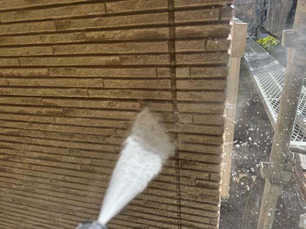 流山市 窯業系サイディング壁 外壁塗装 屋根平板瓦のメンテナンスパーフェクトトップ塗装　平板瓦の屋根　シーリング補修