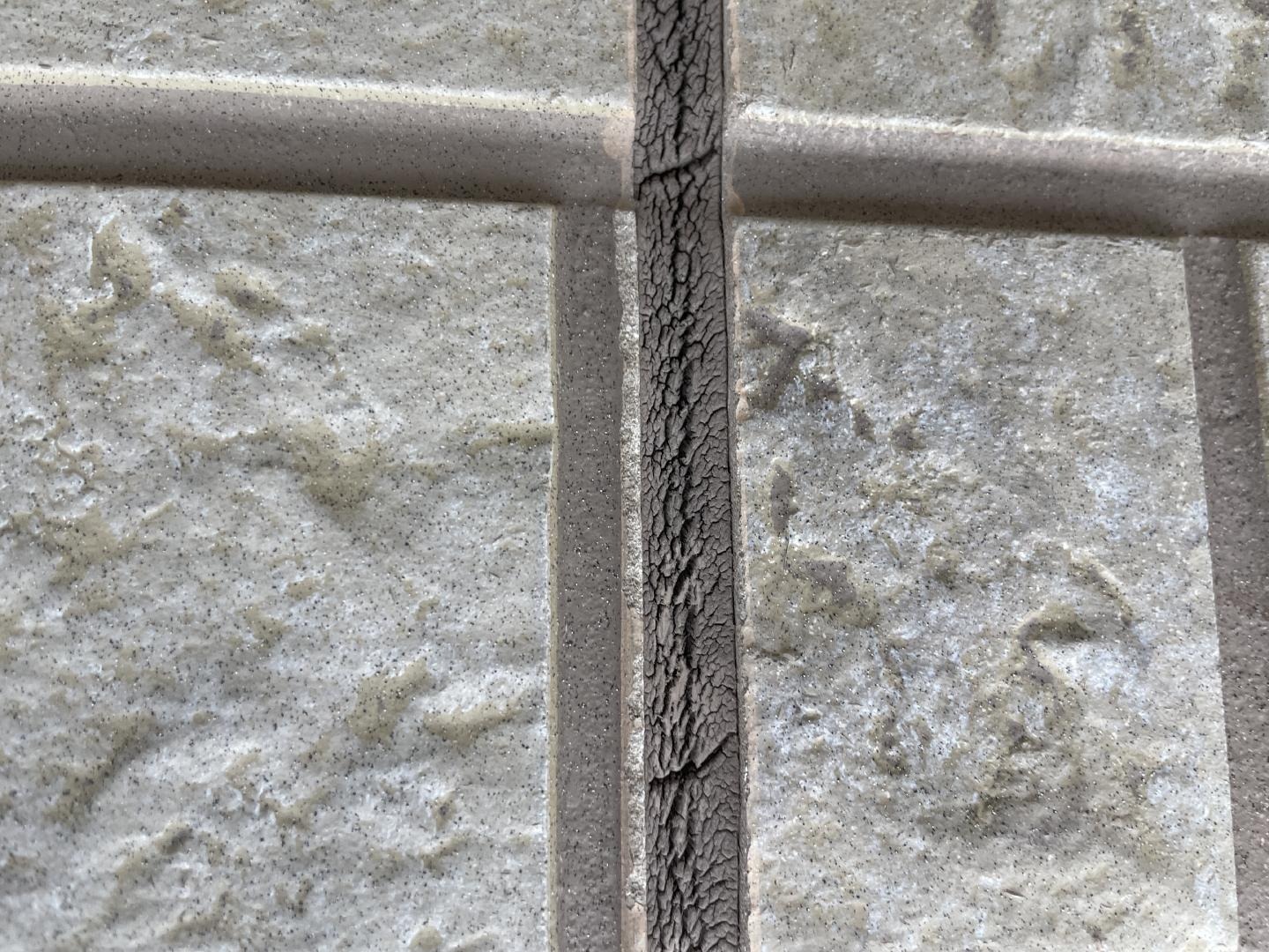 柏市　外壁塗装　屋根改修　屋根リフォーム　サイディング外壁　セラコートアクア　ディプロマットスター　シーリング　コーキング　擬集破断　ハットジョイナー　ボンドブレーカー