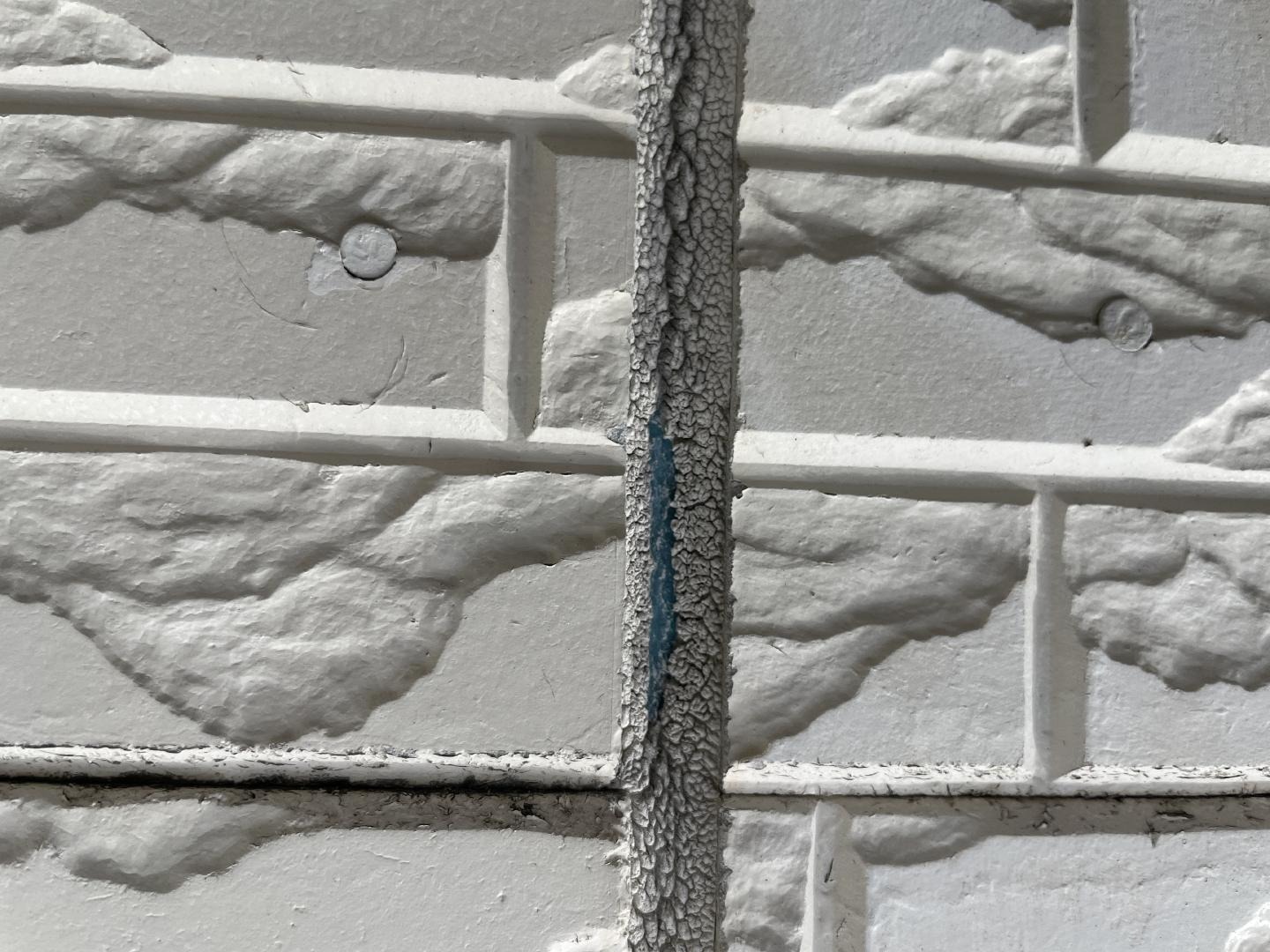 柏市　外壁塗装　屋根改修　屋根リフォーム　サイディング外壁　セラコートアクア　ディプロマットスター　シーリング　コーキング　擬集破断　ハットジョイナー　ボンドブレーカー