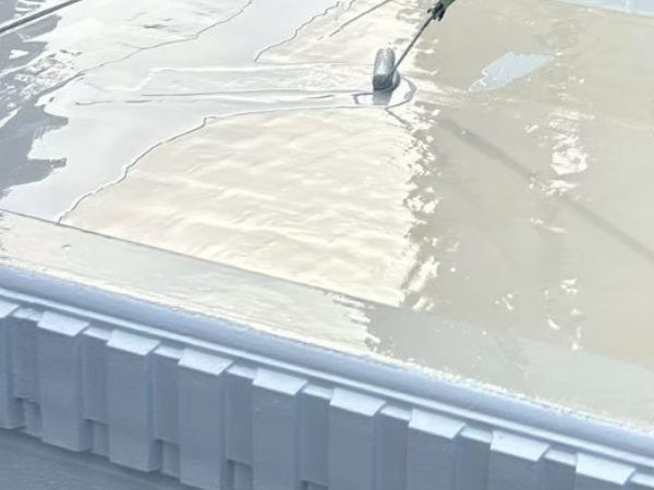 柏市　外壁屋根塗装工事のシャイン　大成パルコン　陸屋根　屋上　　防水工事　通気緩衝工法　断熱ブロック　通気緩衝工法